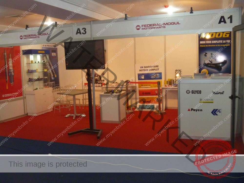 Ecran TV avec support – Image 4